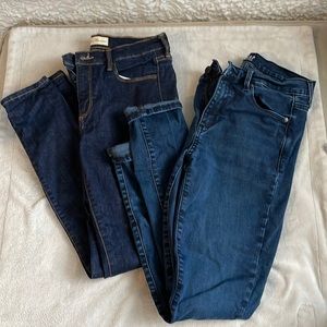 Two pairs of Gap "true skinny" jeans—size 28R
